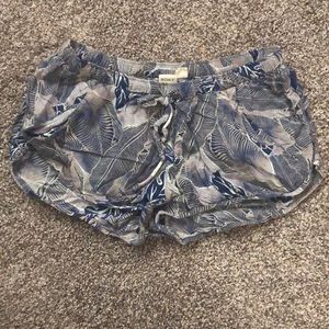 Hawaii print shorts